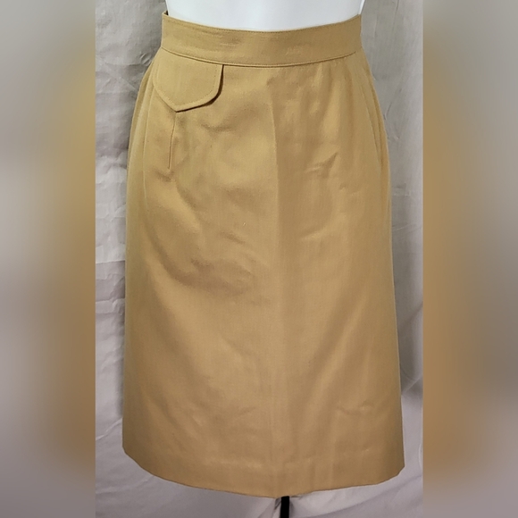 Vintage TALBOTS Tan Wool Suit, Fully Lined, Size 8 - Picture 6 of 8